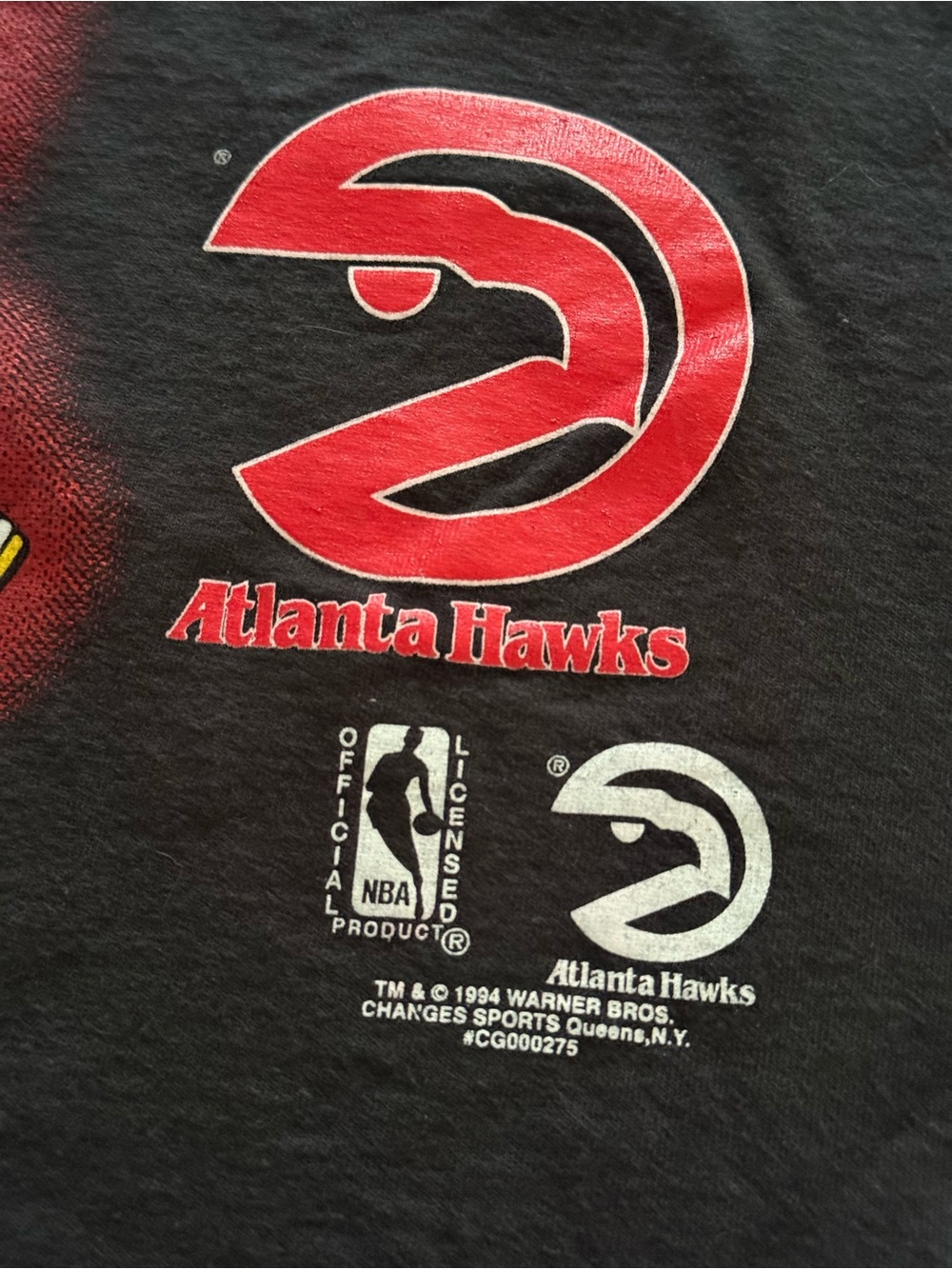 Rare Vintage 1994 NBA Atlanta Hawks x Daffy Duck Warner Bros Graphic Tee single - Picture 2 of 3